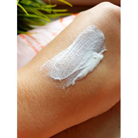 Солнцезащитный крем с муцином улитки ENOUGH Intense Care Daily Snail Sun Cream SPF50+ PA+++ - 70 мл