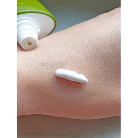 Солнцезащитный крем с авокадо FRUDIA Avocado Greenery Relief Sun Cream SPF50+ PA++++ - 50 мл Солнцезащитный крем с авокадо FRUDIA Avocado Greenery Relief Sun Cream SPF50+ PA++++ - 50 мл
