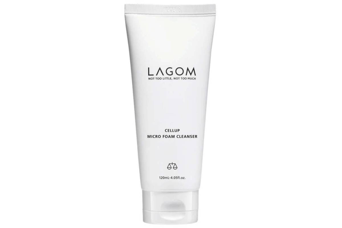 Увлажняющая пенка для умывания Lagom Cellup Micro Foam Cleanser 120 мл