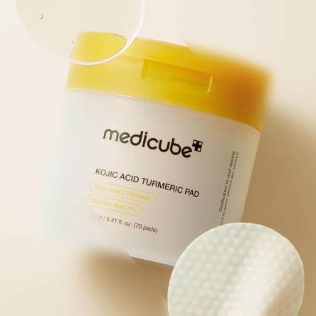 Отшелушивающие тонер-пэды с койевой кислотой medicube Kojic Acid Turmeric Pad - 70 шт