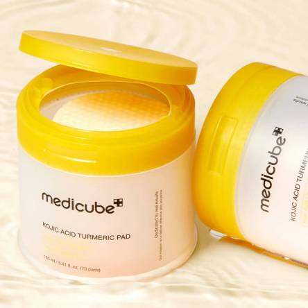 Отшелушивающие тонер-пэды с койевой кислотой medicube Kojic Acid Turmeric Pad - 70 шт