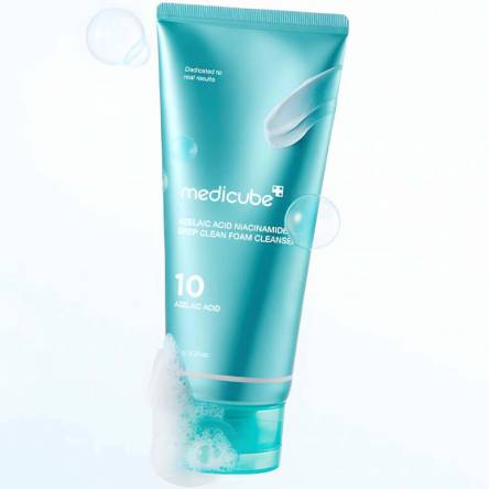 Очищающая пенка с азелаиновой кислотой medicube Azelaic Acid Niacinamide Deep Clean Foam Cleanser