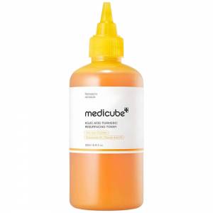 Отшелушивающий тоник с кислотами medicube Kojic Acid Turmeric Resurfacing Toner - 210 мл