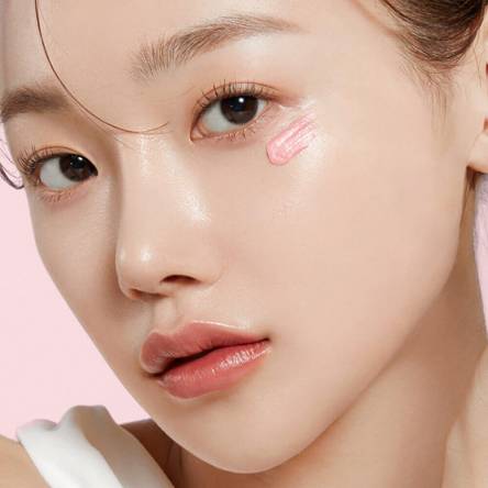 Осветляющий крем для век с ПДРН и пептидами medicube PDRN Pink Peptide Eye Cream - 30 мл Осветляющий крем для век с ПДРН и пептидами medicube PDRN Pink Peptide Eye Cream - 30 мл