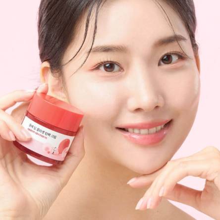 Укрепляющий коллагеновый крем с камелией Round Lab Camellia Deep Collagen Firming Cream - 50 мл Укрепляющий коллагеновый крем с камелией Round Lab Camellia Deep Collagen Firming Cream - 50 мл