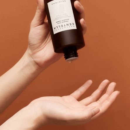 Тонер-эссенция с пробиотиками SKIN1004 Madagascar Centella Probio-Cica Essence Toner - 210 мл Тонер-эссенция с пробиотиками SKIN1004 Madagascar Centella Probio-Cica Essence Toner - 210 мл