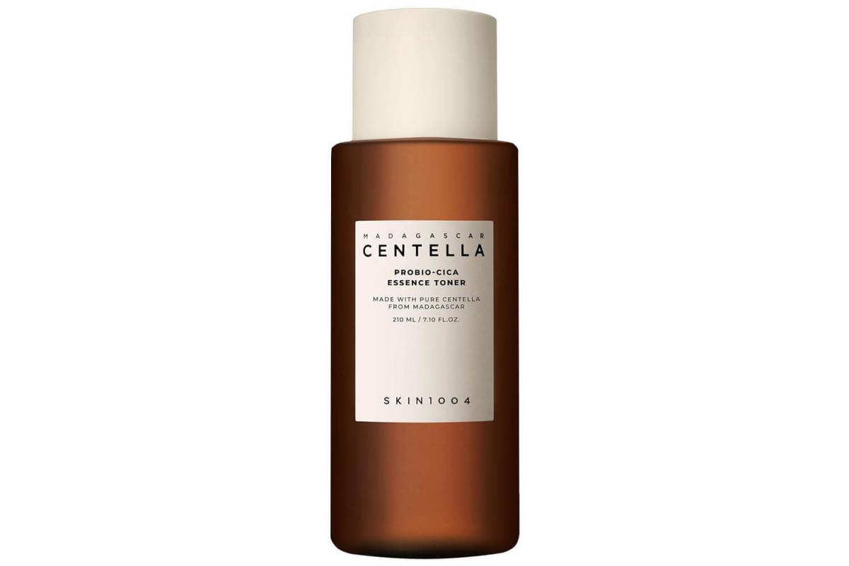 Тонер-эссенция с пробиотиками SKIN1004 Madagascar Centella Probio-Cica Essence Toner - 210 мл Тонер-эссенция с пробиотиками SKIN1004 Madagascar Centella Probio-Cica Essence Toner - 210 мл