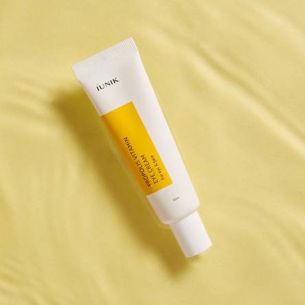 Крем для век с прополисом и облепихой iUnik Propolis Vitamin Eye Cream - 30 мл
