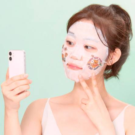 Смягчающая тканевая маска с алоэ JMSolution Disney Collection Selfie Moisture Aloe Mask - 30 мл