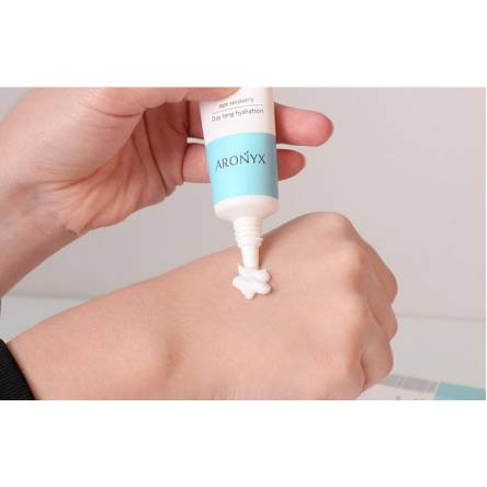 Увлажняющий крем для век Medi Flower Aronyx Hyaluronic Acid Aqua Eye Cream - 40 мл