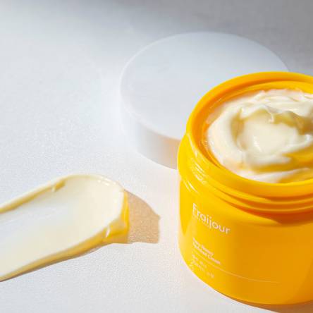 Питательный крем с юдзу и прополисом Evas Fraijour Yuzu Honey Enriched Cream - 50 мл
