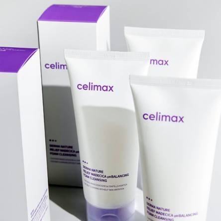 Слабокислотная очищающая пенка Celimax Derma Nature Relief Madecica pH Balancing Foam Cleansing - 150 мл