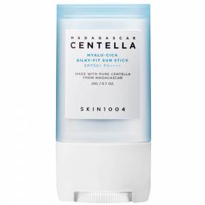 Солнцезащитный стик с шёлковым финишем SKIN1004 Hyalu-Cica Silky-Fit Sun Stick SPF50+ PA++++ - 20 гр