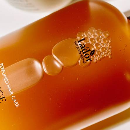 Парфюмированный шампунь для волос с кератином Lador Keratin LPP Shampoo Feige - 350 мл
